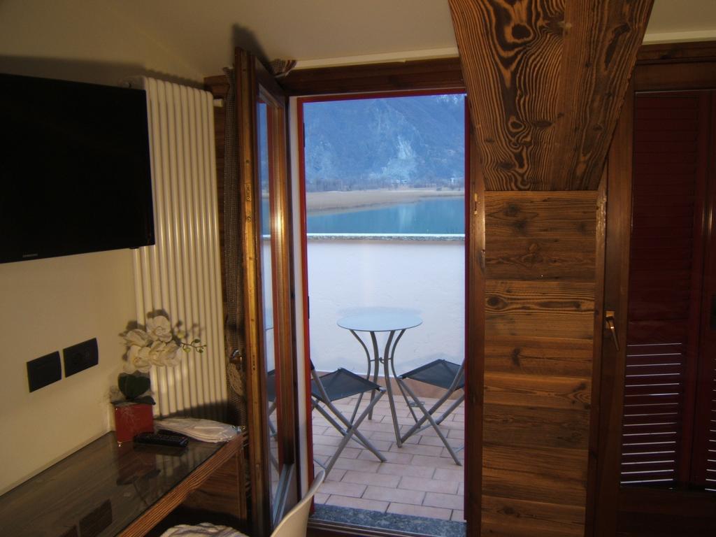 Hotel Berlinghera Sorico Δωμάτιο φωτογραφία