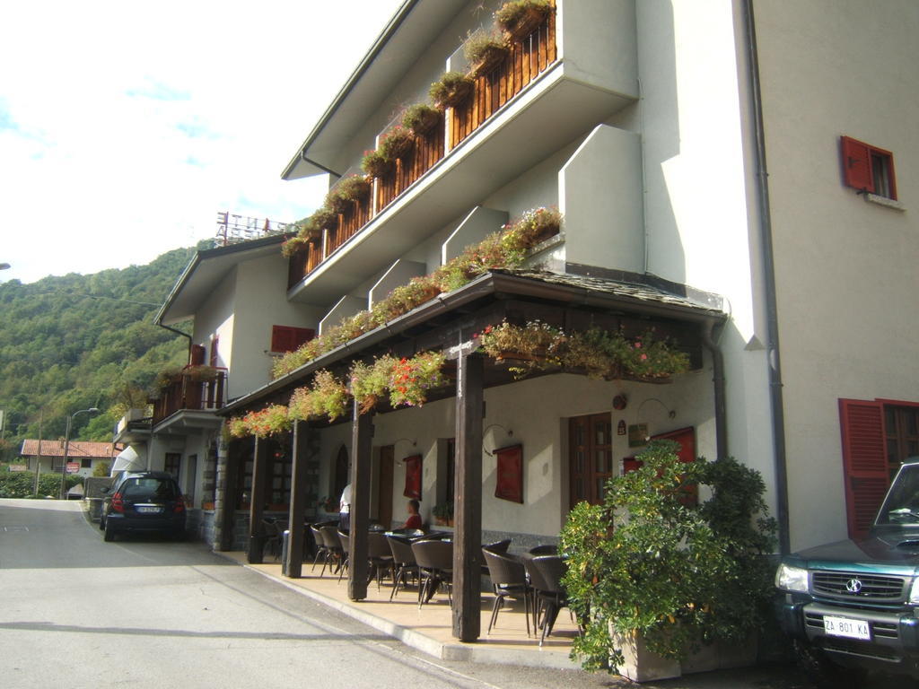 Hotel Berlinghera Sorico Εξωτερικό φωτογραφία
