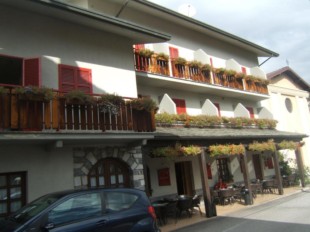 Hotel Berlinghera Sorico Δωμάτιο φωτογραφία